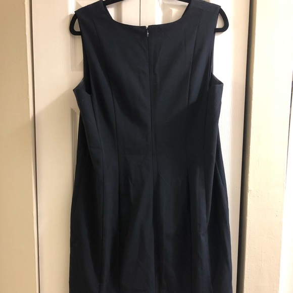 Ann Taylor Professional Dress - Picture 2 of 3